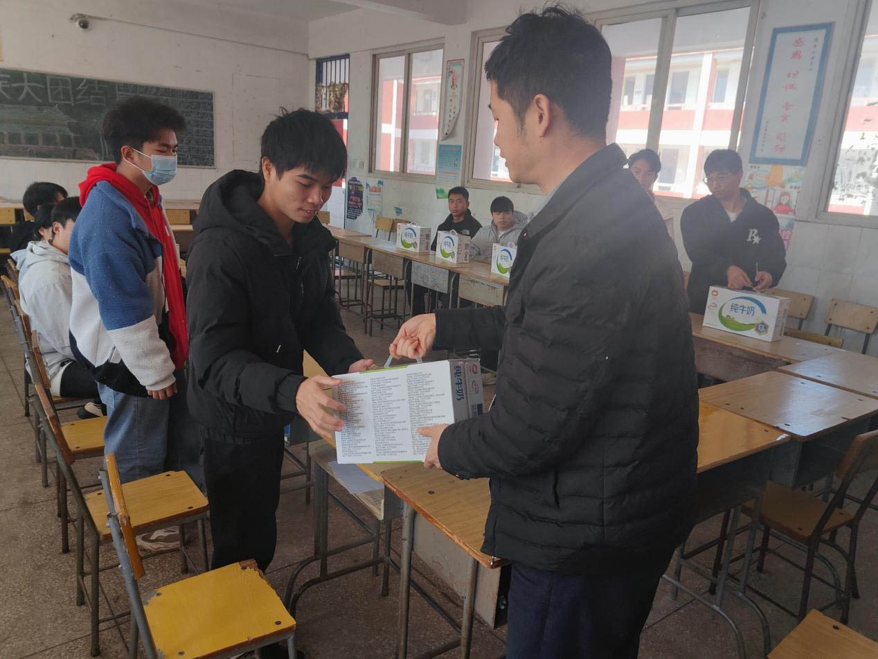 图片5.jpg