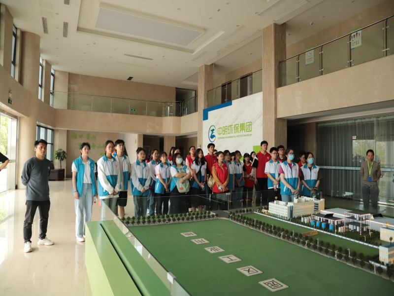 AYcL_1712449554101078254.jpg 79EA11491510BF16B5A51D7C987B9F12.jpg